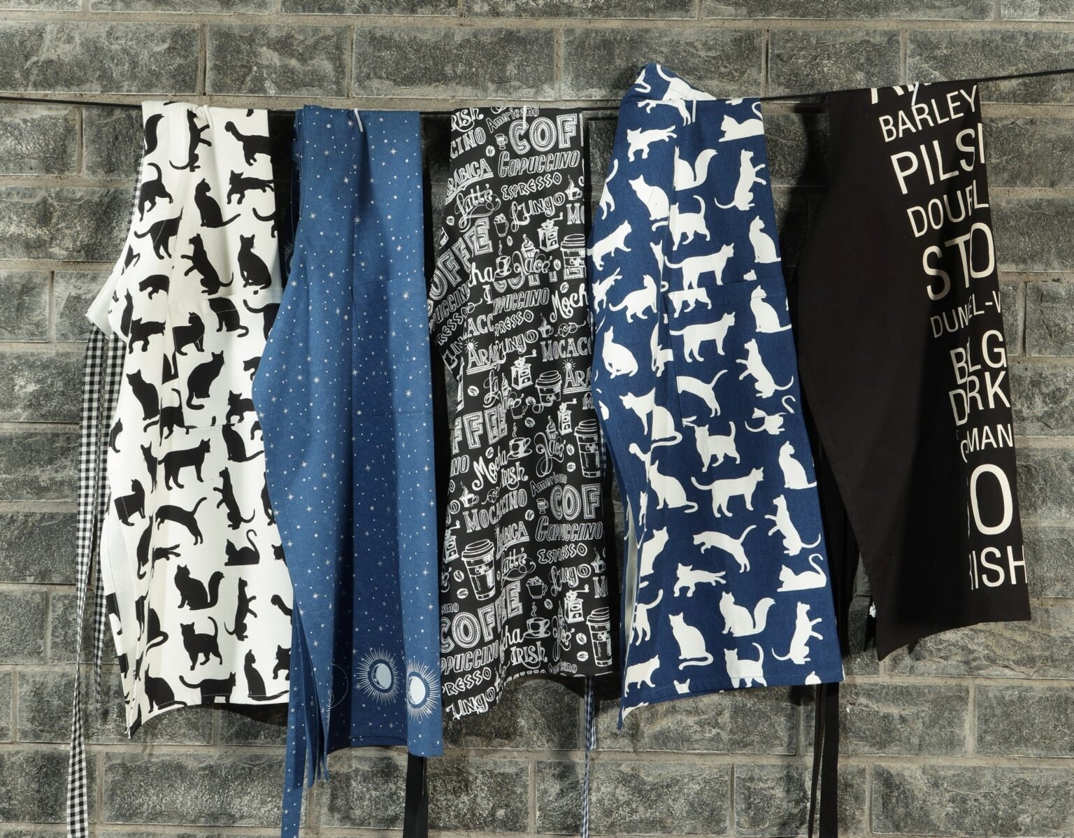 High-quality aprons crafted by top apron manufacturers in India, perfect for any kitchen setting