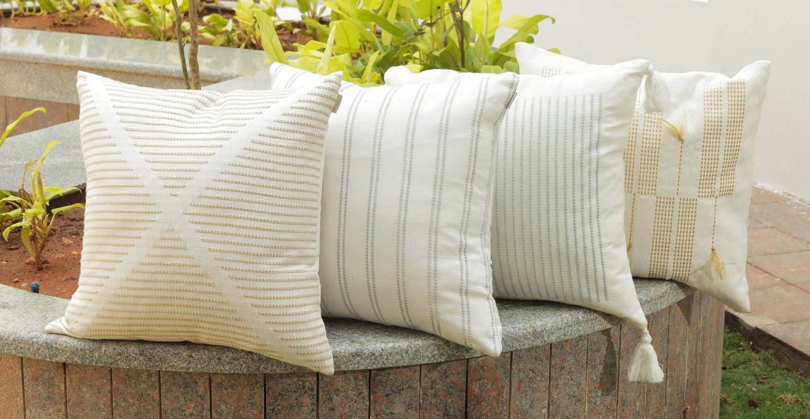 A luxurious cushion pillow created by renowned home furnishing product manufacturers.