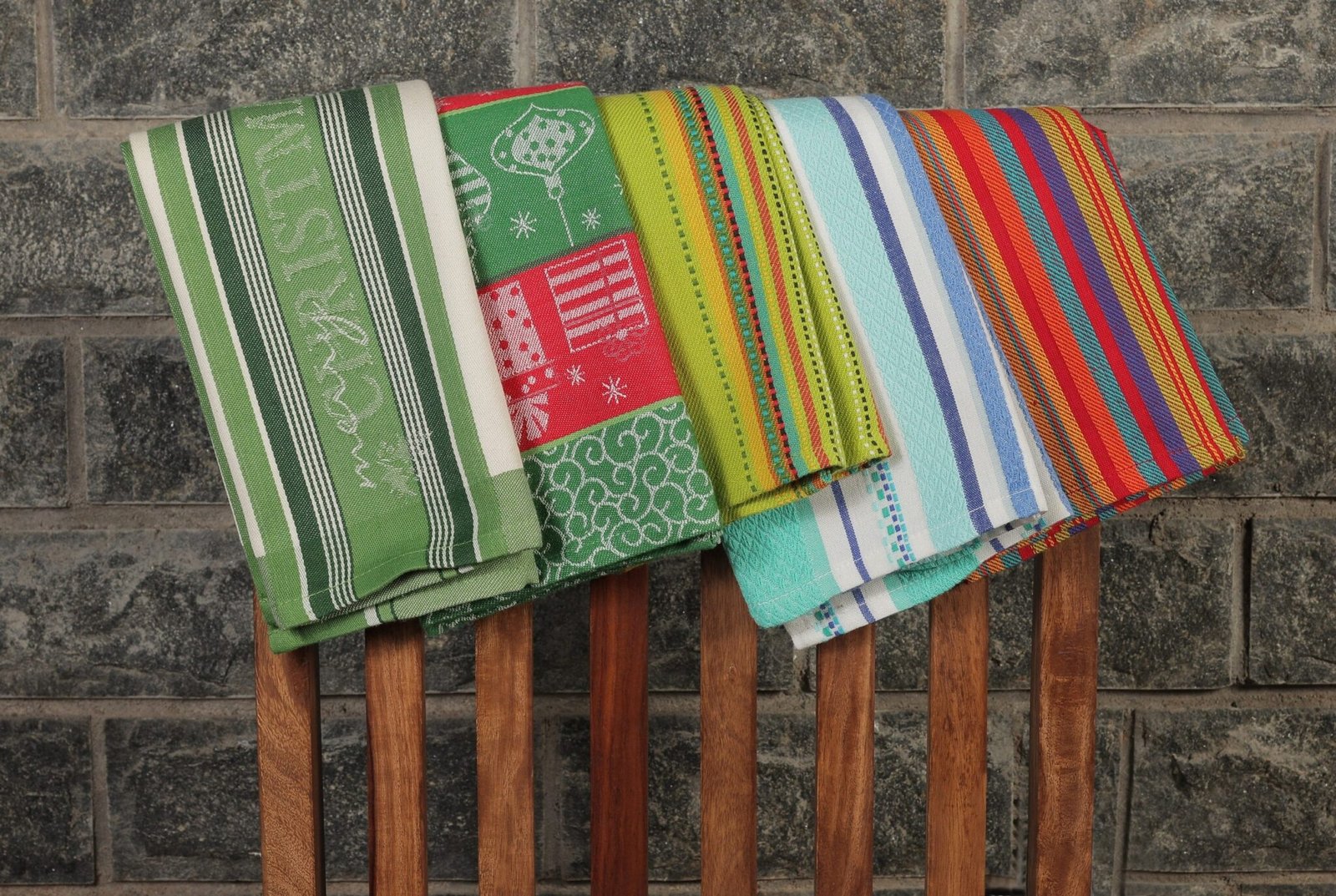 High-performance hot yoga towels by top manufacturers in Tamil Nadu, perfect for intense workouts