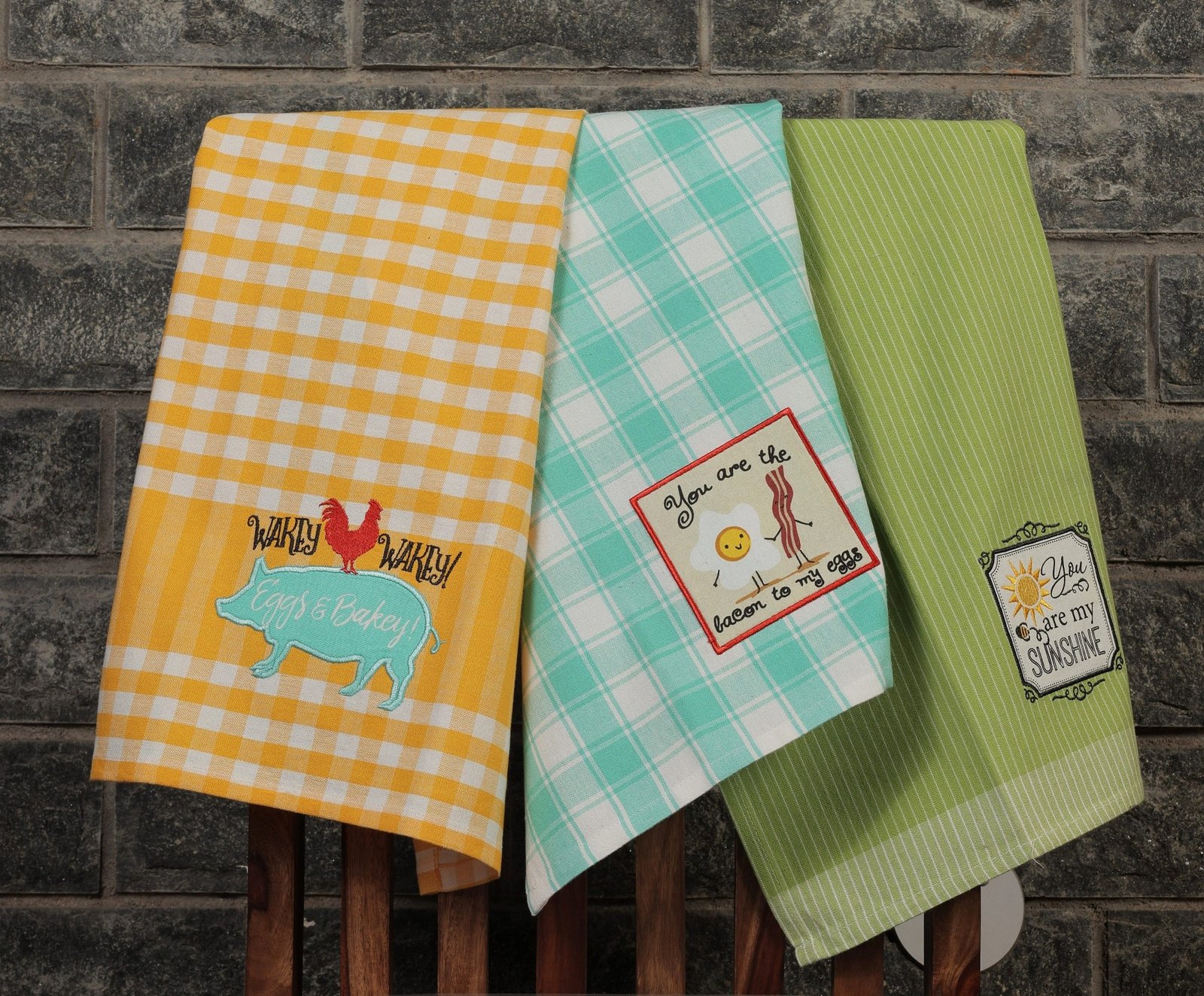 High-quality cotton towels by leading manufacturers in Karur, perfect for everyday use
