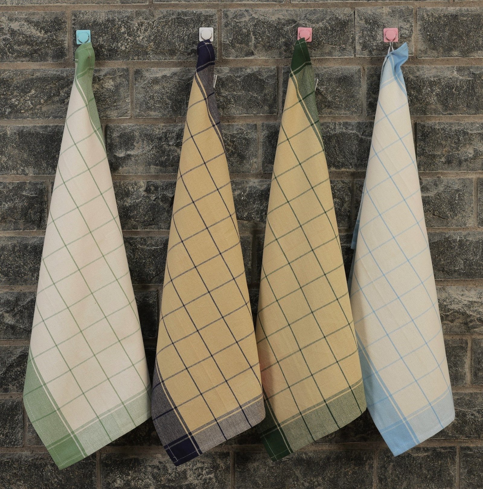 Intricately designed jacquard towels by leading manufacturers in Karur, perfect for adding a touch of elegance