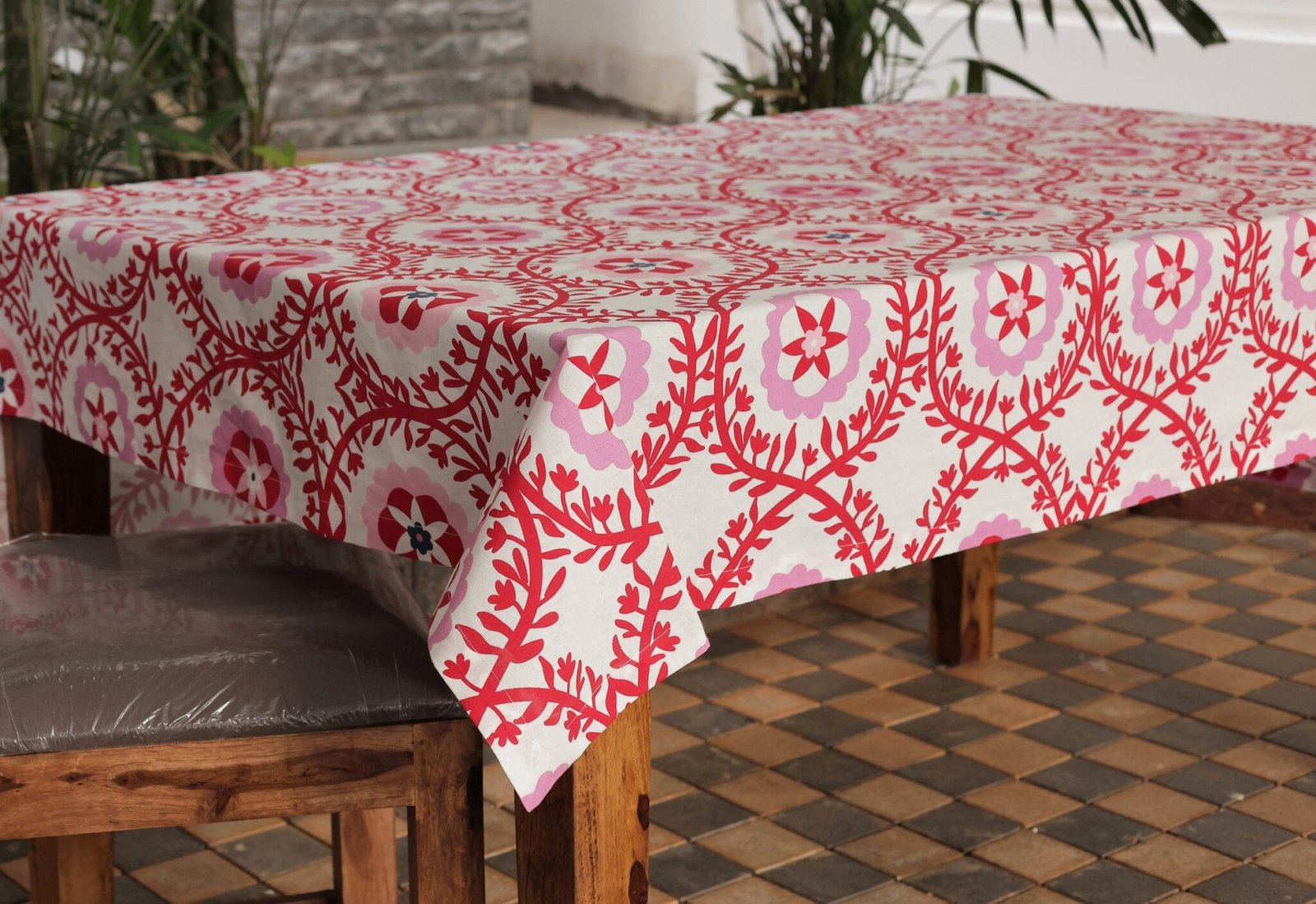 Printed table linens from leading manufacturers in India, featuring unique and stylish designs