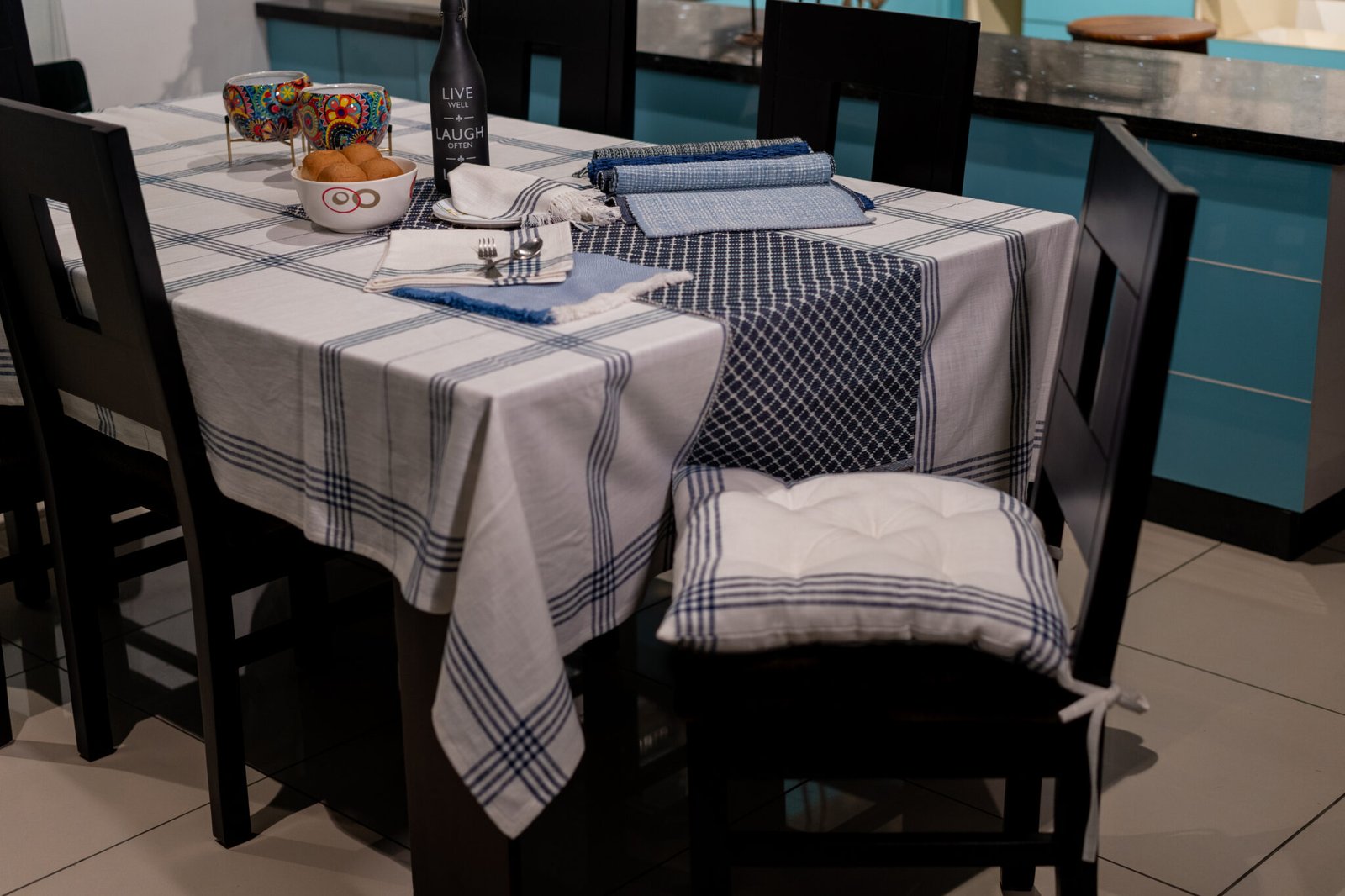 High-quality cotton table linens from top table linen manufacturers in India, offering sustainable elegance.