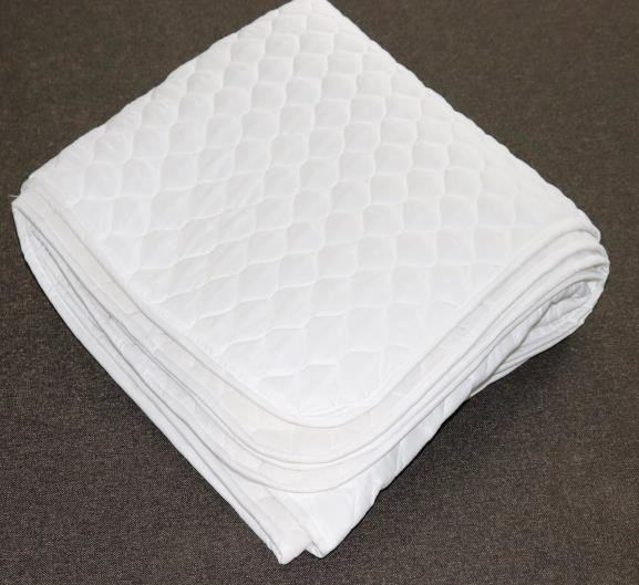 Luxurious double cotton bedsheets made by the top best bedsheet manufacturer in India.